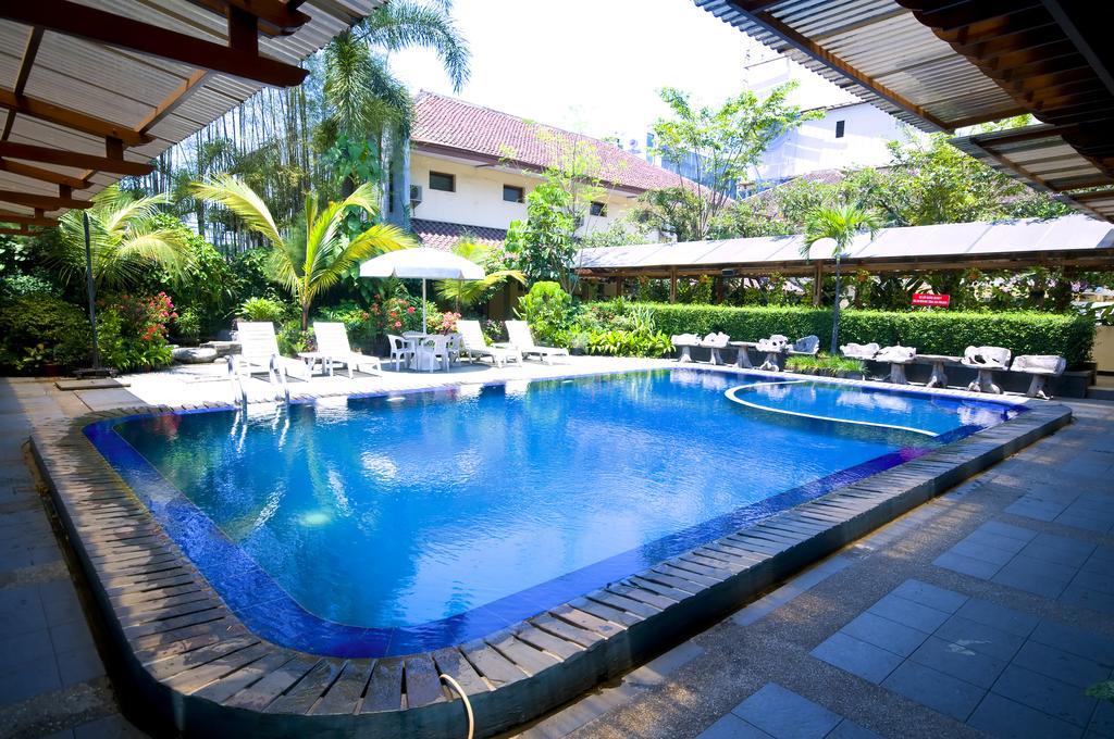 Mutiara Hotel And Convention Bandung Exterior foto